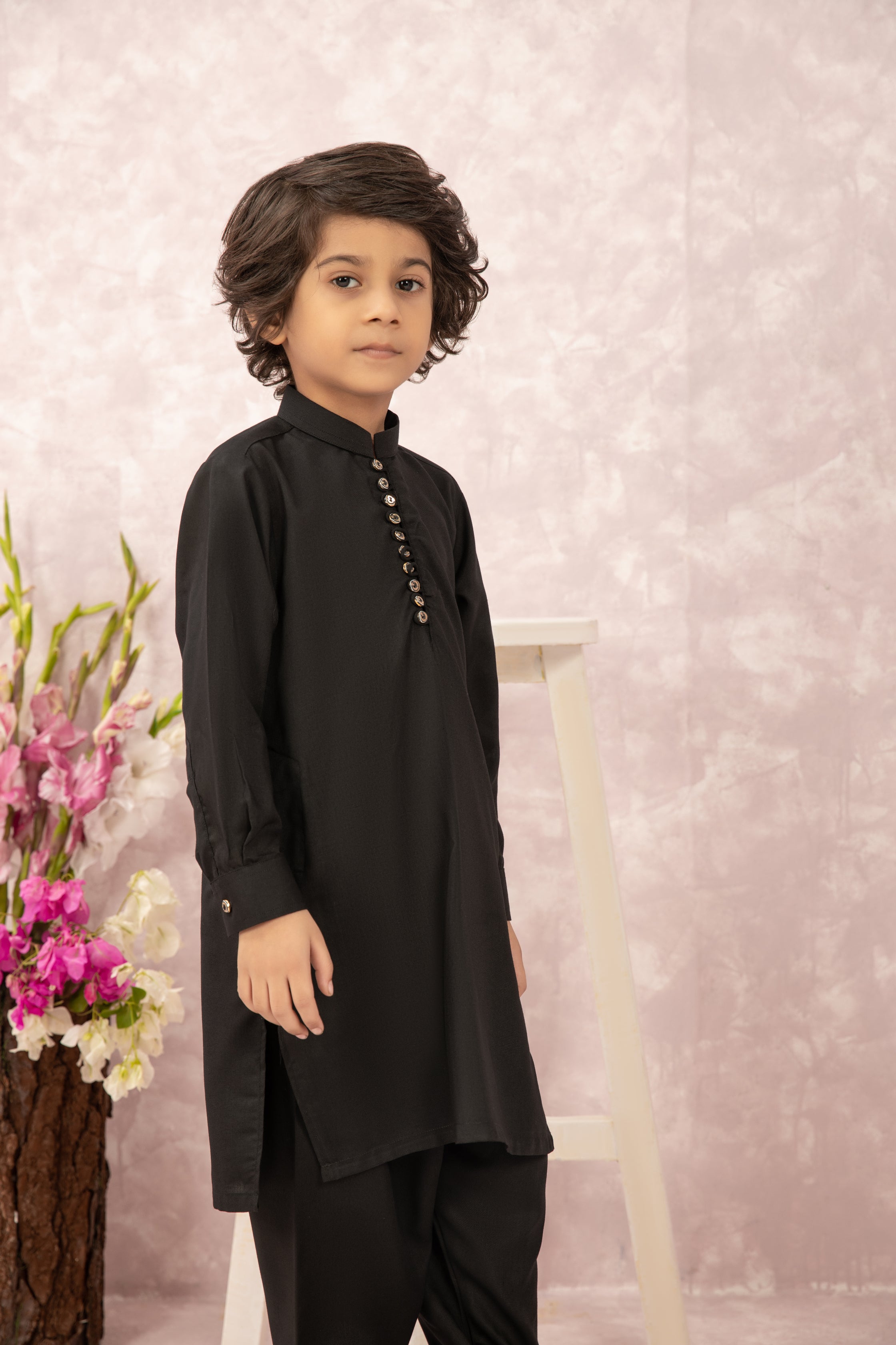 Black salwar hotsell kameez boy